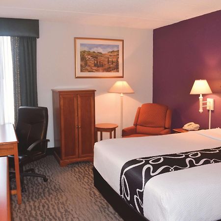 La Quinta Inn By Wyndham Binghamton - Johnson City Bagian luar foto