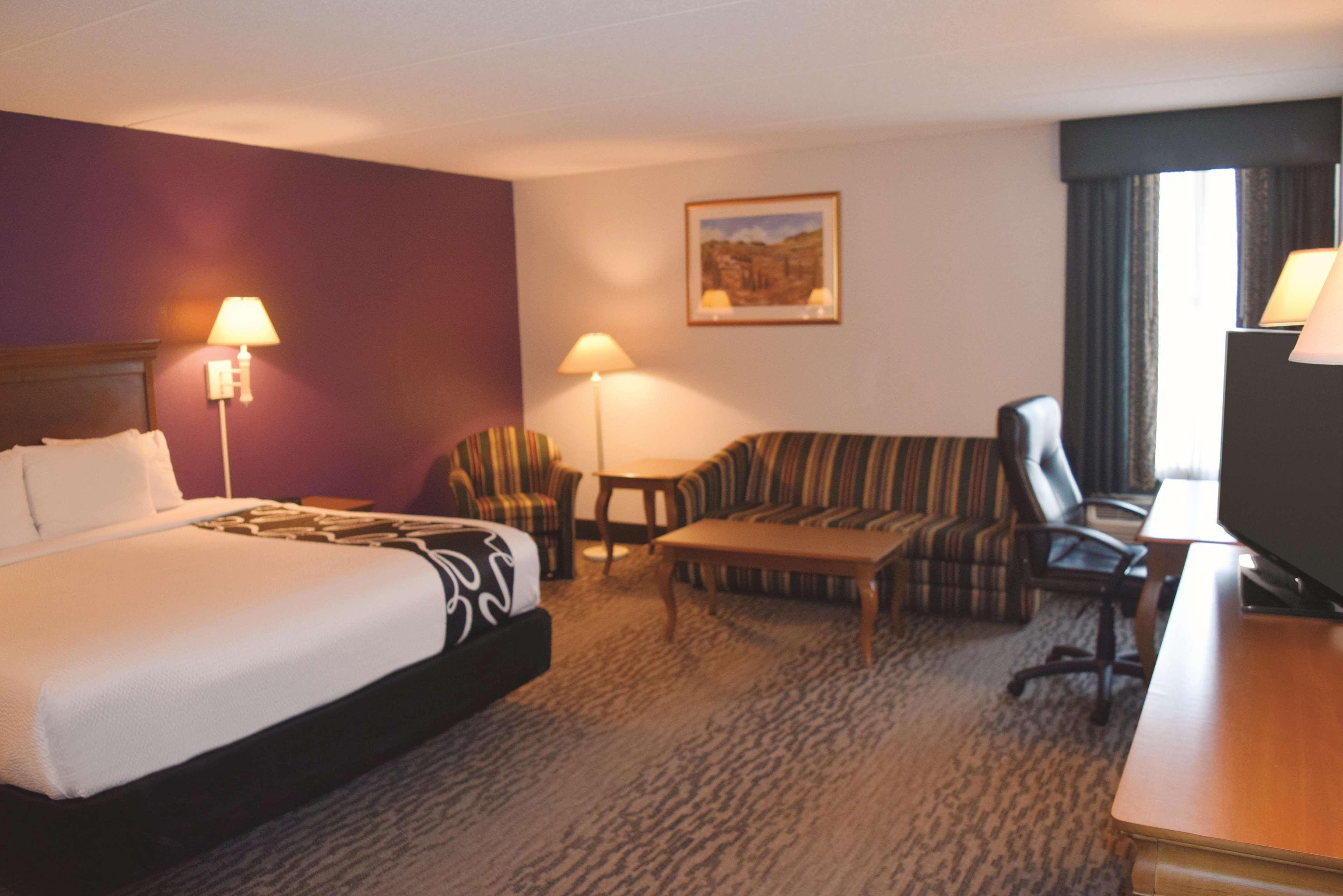 La Quinta Inn By Wyndham Binghamton - Johnson City Bagian luar foto