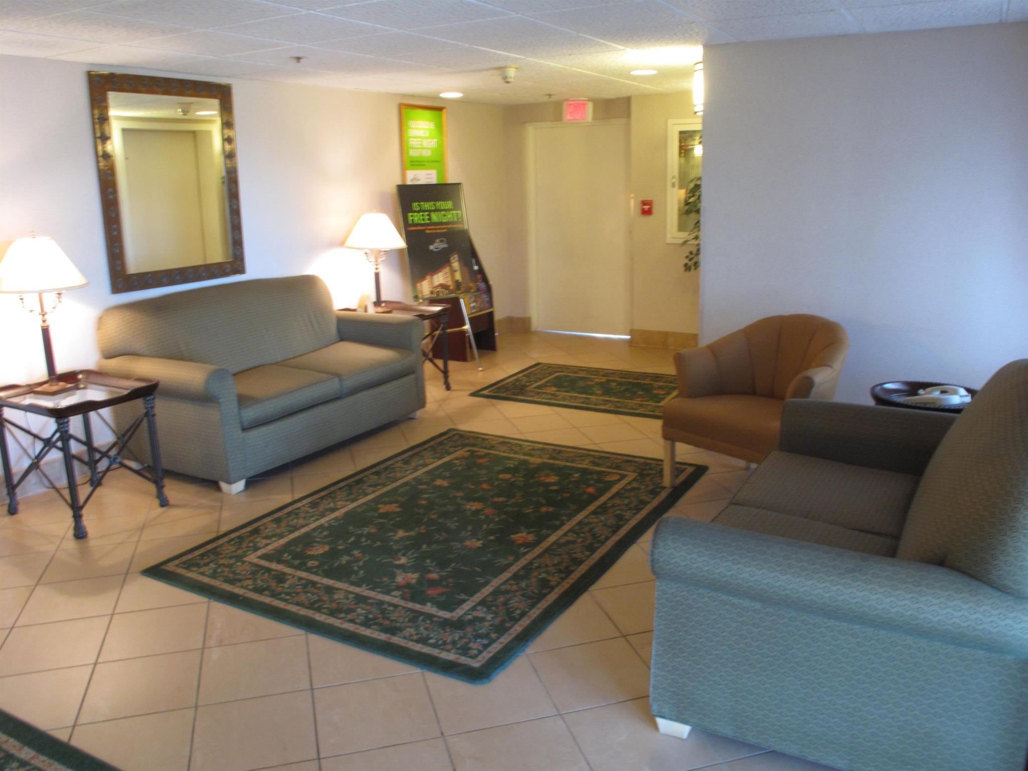 La Quinta Inn By Wyndham Binghamton - Johnson City Bagian luar foto