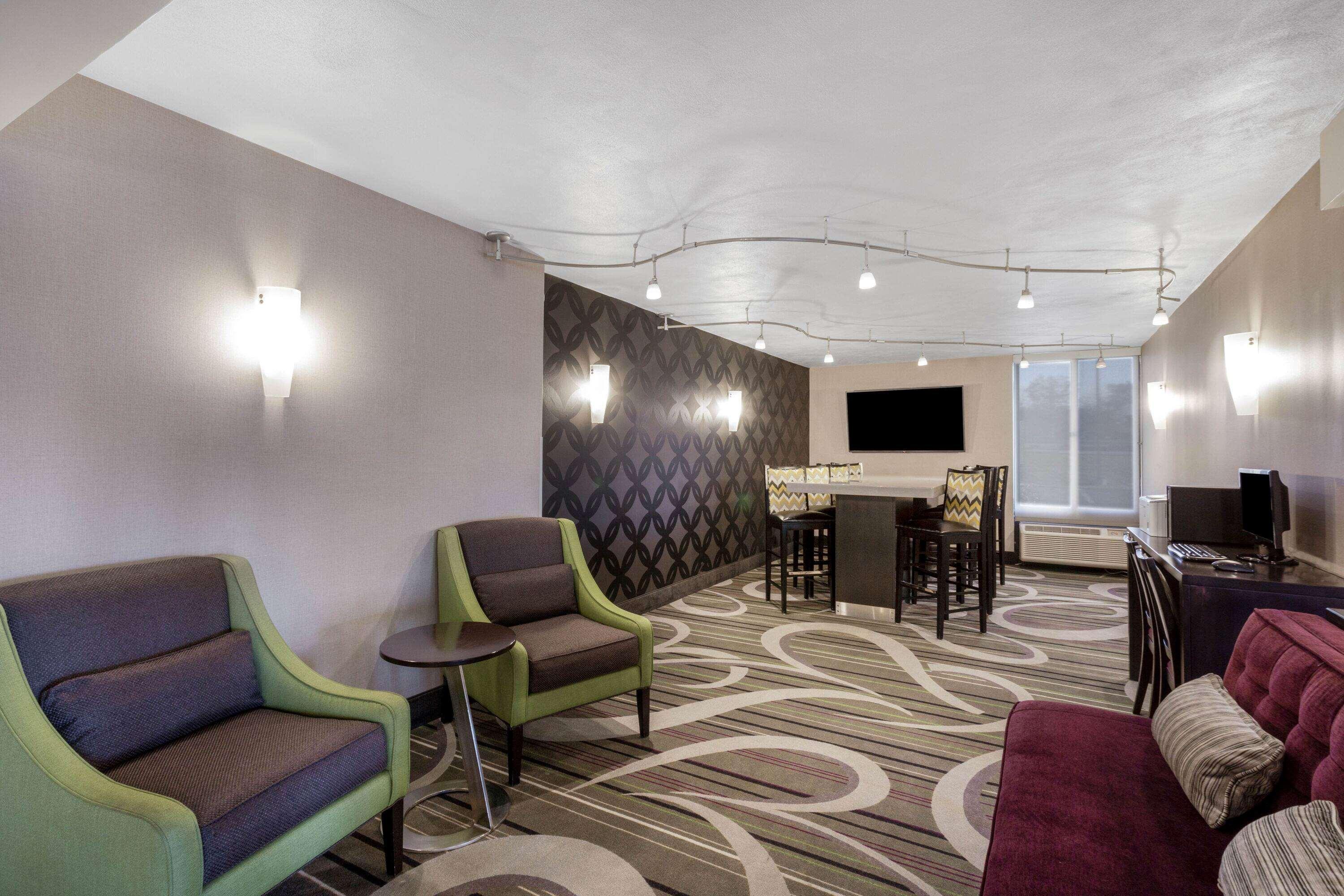 La Quinta Inn By Wyndham Binghamton - Johnson City Bagian luar foto