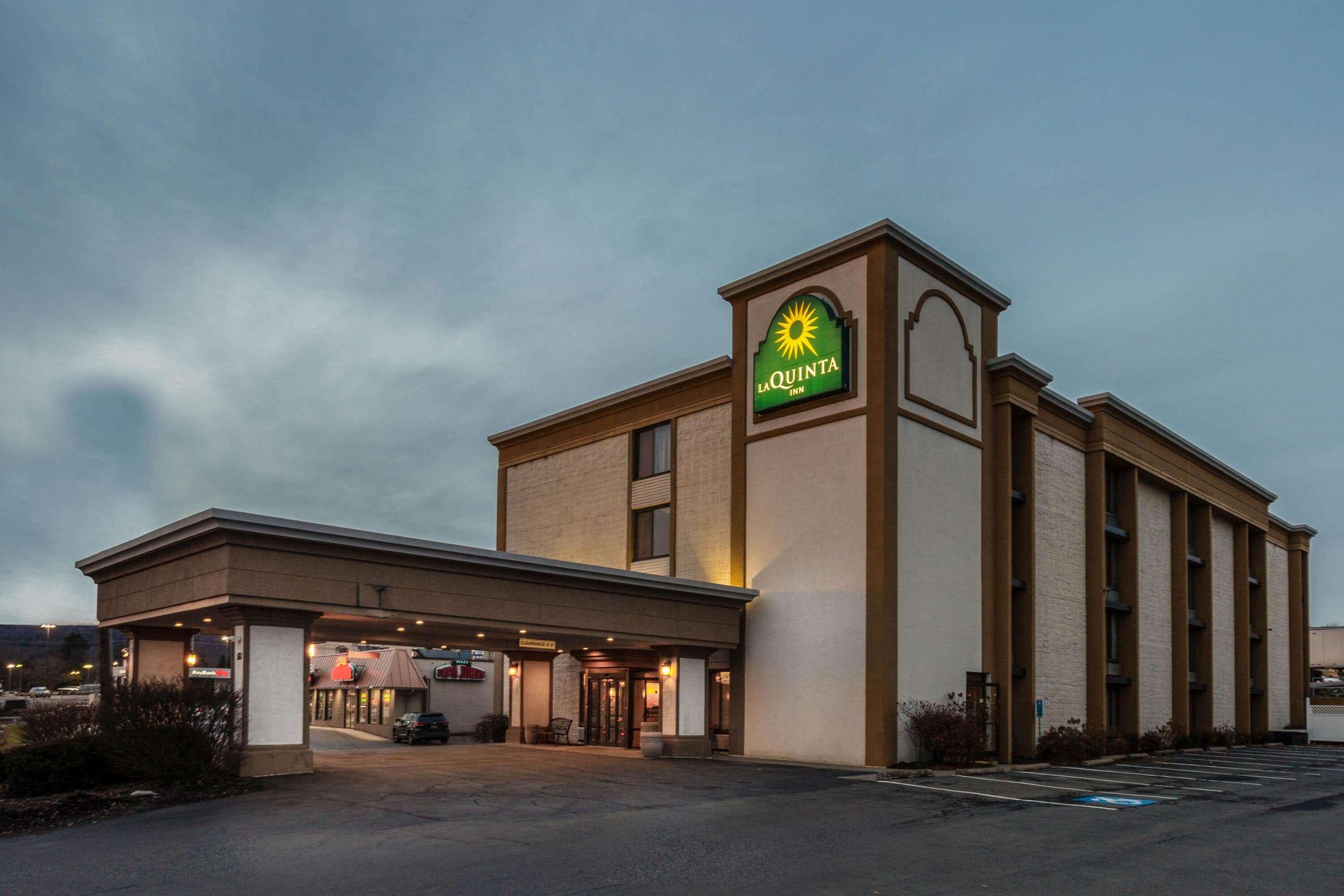 La Quinta Inn By Wyndham Binghamton - Johnson City Bagian luar foto