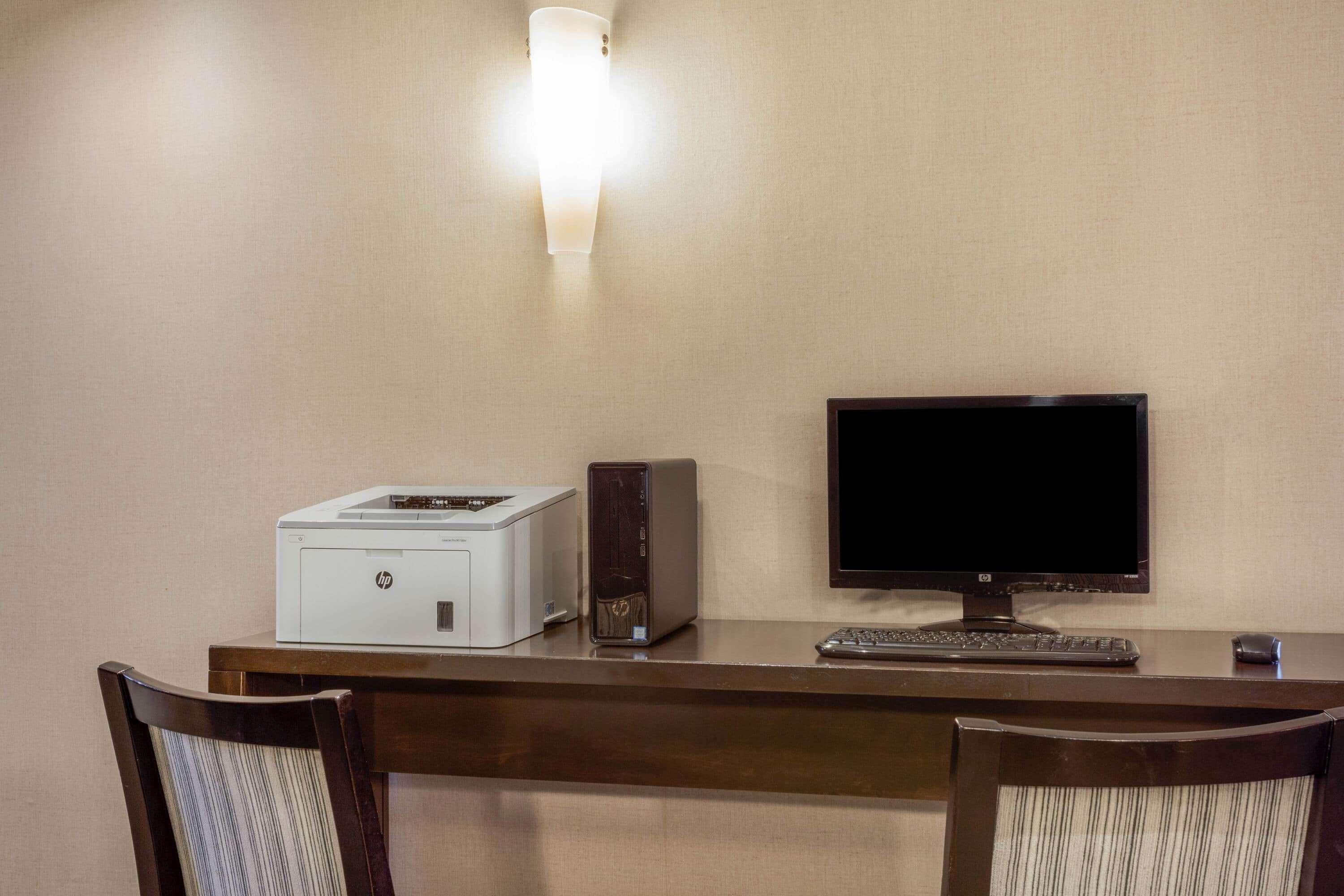 La Quinta Inn By Wyndham Binghamton - Johnson City Bagian luar foto